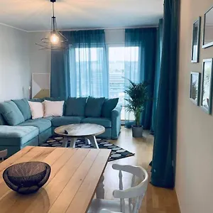 5th Floor Big Balkoon Near Park And Baltic Sea Nice View Privat Parking Place Apartament Gdańsk